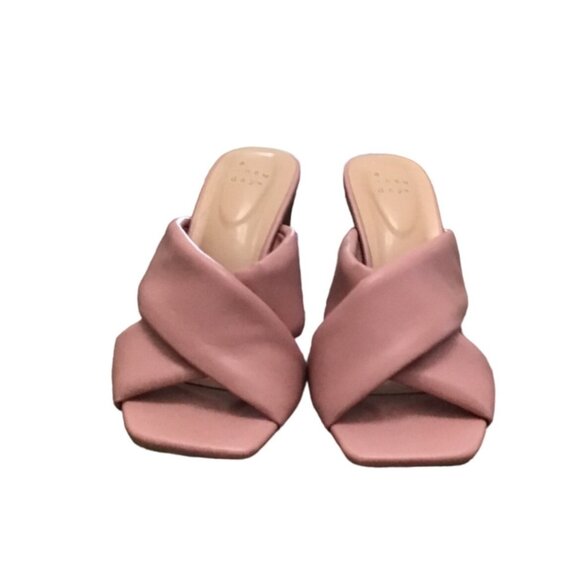Target A New Day Pink faux leather Mule Shoes size 9 gently worn - Picture 3 of 7